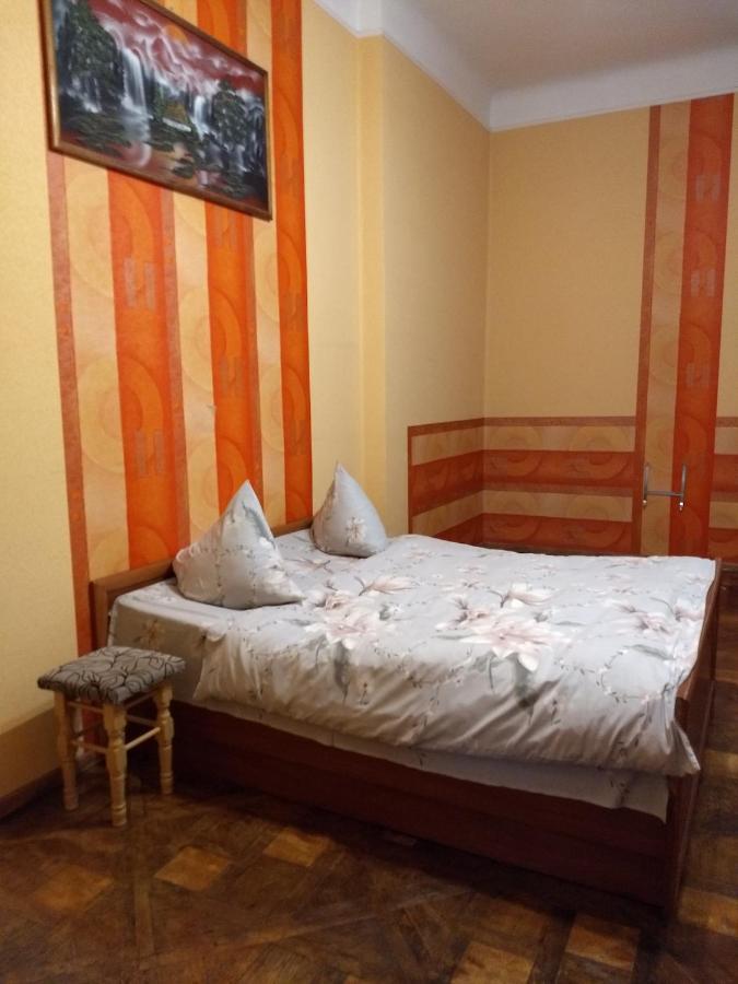 Apartment On Franka İvano-Frankivsk Dış mekan fotoğraf